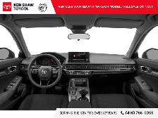 2025 Honda Civic LX NICE LOW KM - Photo 5