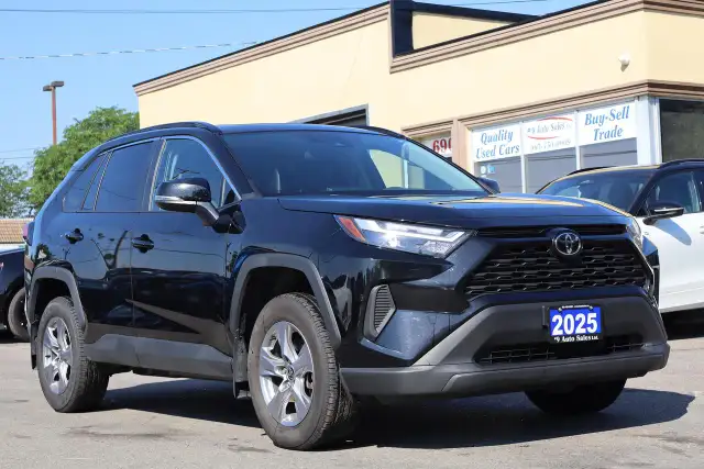 2025 Toyota RAV4 XLE AWD