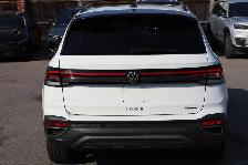 2025 Volkswagen Taos Comfortline Black Edition 4MOTION - Photo 3