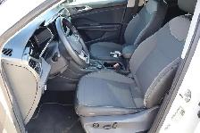 2025 Volkswagen Taos Comfortline Black Edition 4MOTION - Photo 17