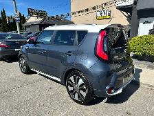 2014 Kia Soul Two-Tone Fathom Blue/White Special Edition - Photo 3