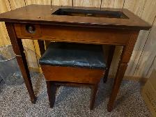 Antique Singer Sewing Machine - Photo 3