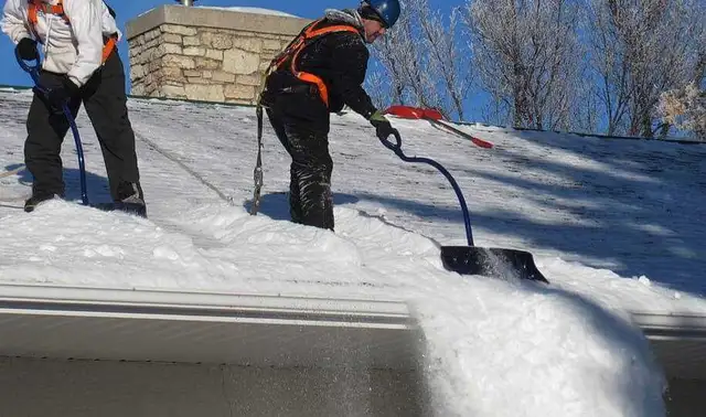 déneigement toiture