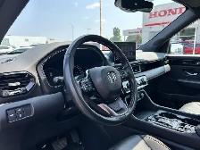 2023 Honda Pilot TrailSport | Low Km's | Leather | Moonroof - Photo 12