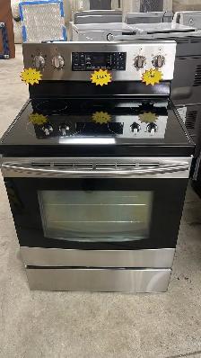 Extremely Clean Samsung Convection Stove-30-Day Warranty