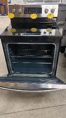 Extremely Clean Samsung Convection Stove-30-Day Warranty - Photo 5