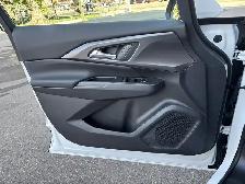 2026 Chevrolet Equinox EV LT - Photo 7