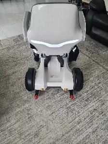 Robooter E40 Power Wheelchair - Photo 4