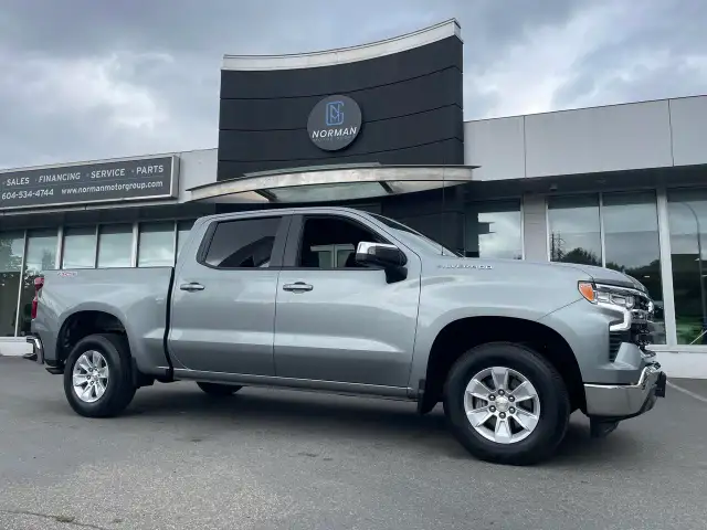 2025 Chevrolet Silverado 1500 LT 5.3L V8 CREW 4WD PWR HEATED SEA