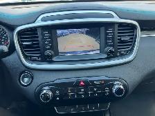 2019 Kia Sorento LX AWD | Heated Seats | Reverse Camera - Photo 24