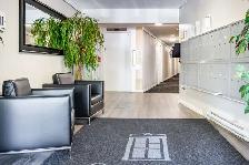 Buckingham Manor - Bachelor available at 967 Collinson Street, V - Photo 3