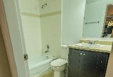 Buckingham Manor - Bachelor available at 967 Collinson Street, V - Photo 8