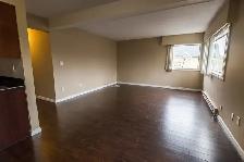 Buckingham Manor - Bachelor available at 967 Collinson Street, V - Photo 9