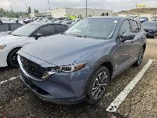 2025 Mazda CX-5 - Photo 2