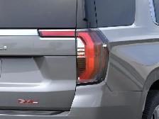 2026 GMC Yukon Denali - Photo 13