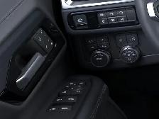 2026 GMC Yukon Denali - Photo 24