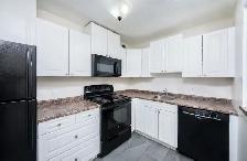 Central Park - 1 Bedroom Apartment for Rent - Photo 3