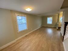 Comfortable & Cozy 2 Bedroom Semi-Detached Home - Photo 4