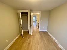 Comfortable & Cozy 2 Bedroom Semi-Detached Home - Photo 13