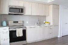 Special Offer Available Studio Home in West End! - Photo 5