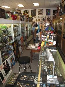 SAUBLE BEACH ANTIQUES & 21st CENTURY COLLECTABLES - Photo 4