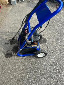 Briggs and Stratton Pressure Washer (Like New) - Photo 8