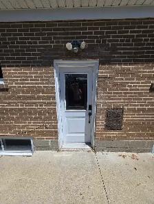 BRAMPTON 2 BEDROOM LOWER-LEVEL HOME AVAIL AUG 1