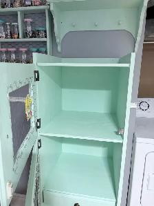 Small armoire made of wood with chicken wires - Photo 2