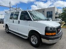 2018 GMC Savana - Photo 4