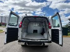 2018 GMC Savana - Photo 9