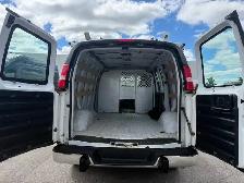 2018 GMC Savana - Photo 10