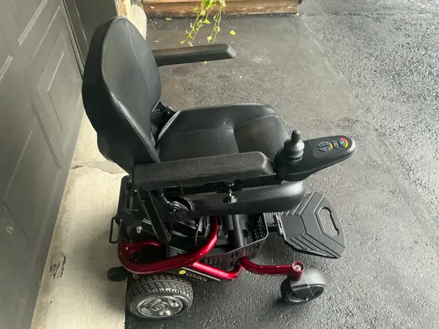 FAUTEUIL ELECTRIQUE LITERIDER GOLDEN GP162 CHAISE (CHAIR)