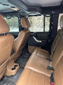 2012 jeep wrangler Sahara four-door - Photo 3