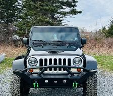 2012 jeep wrangler Sahara four-door - Photo 8