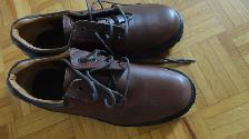 BRAND NEW SAFETY SHOES SIZE 10