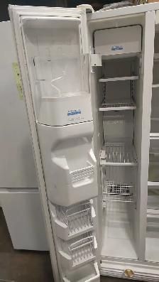 Fridge - 33' - Whirlpool  21.9 cu. ft. Side-by-Side - White - Photo 3