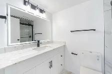 3 BDR & 1.5 WSR- SquareOne Mississauga for Rent - Photo 3