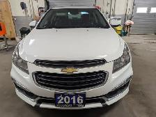 2016 Chevrolet Cruze LT WITH RS PACKAGE/LEATHER/SUNROOF! - Photo 2