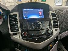 2016 Chevrolet Cruze LT WITH RS PACKAGE/LEATHER/SUNROOF! - Photo 13