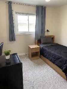 Furnished room near Queen's West Campus, Sept 1, 8-month lease - Photo 4