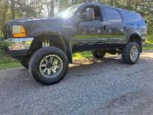 RARE FIND 2000 Ford Excursion Limited - Photo 10