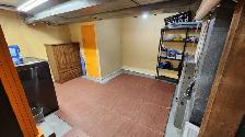 1 Bed & Den Buena Vista Full House for Rent - Photo 17