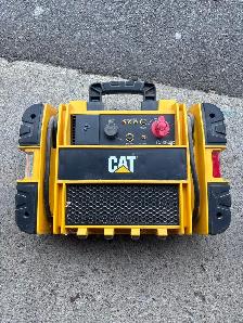 CAT Portable Battery Emergency Booster and Charger