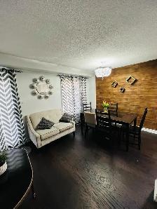 Master Bedroom W. Private Bath for rent - Square One - Photo 4