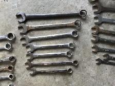 WRENCH SETS, STANDARD & METRIC - Photo 5