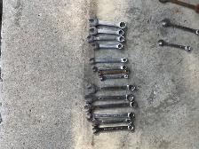 WRENCH SETS, STANDARD & METRIC - Photo 6