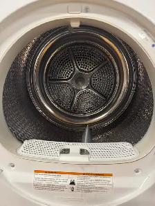 Bosch 24 inch washer and ventless dryer - Photo 6