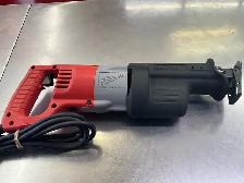 Scie alternative filaire Milwaukee