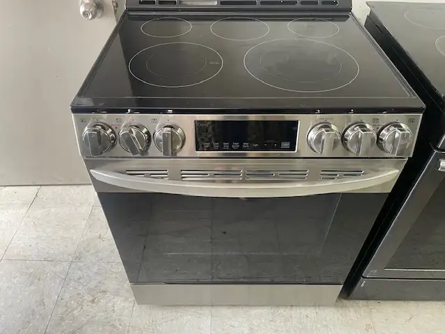 Cuisinière stainless encastrable vitrocéramique LG