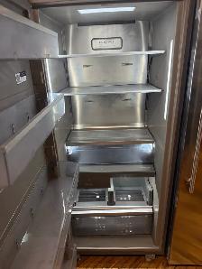 Electrolux stainless steel All fridge and All freezer - Photo 3